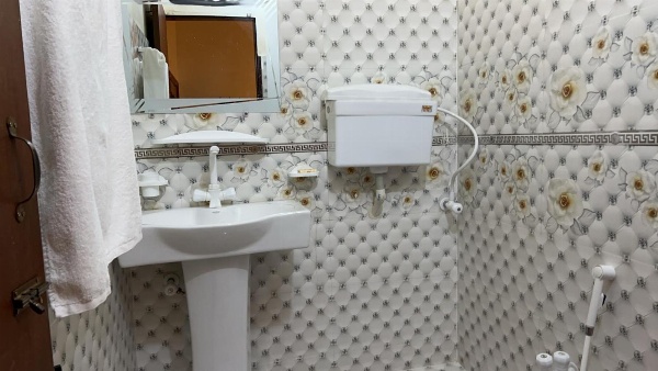 Imperial Guest House image 6